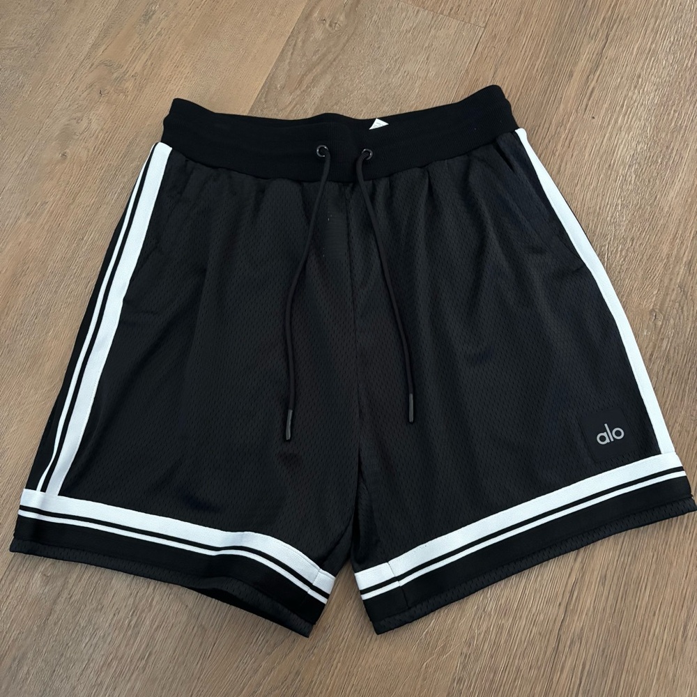 ALO Yoga Black and White Athletic Shorts